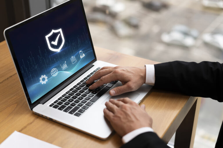 sicurezza informatica lucchetto